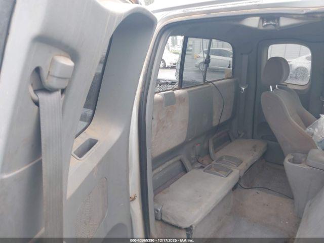 Toyota Tacoma Base V6 Image 13