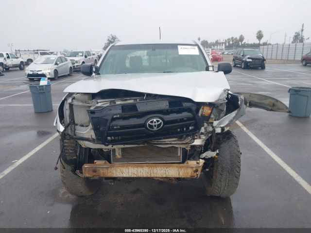 Toyota Tacoma Base V6 Image 2