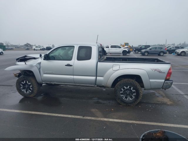 Toyota Tacoma Base V6 Image 17