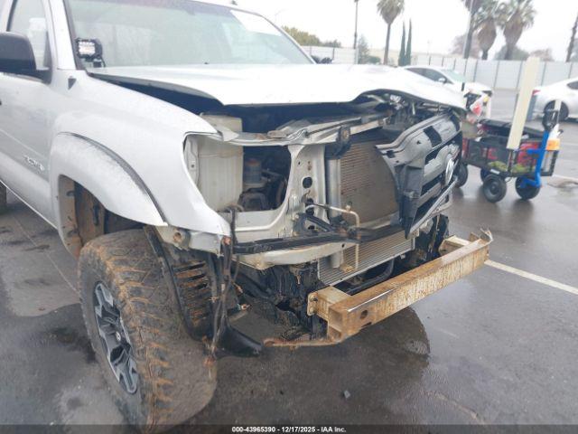 Toyota Tacoma Base V6 Image 16