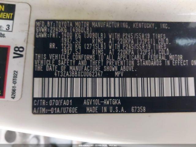 Toyota Venza Le Image 11