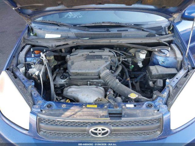 Toyota RAV4 Image 11