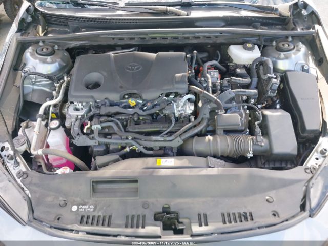 Toyota Camry Se Image 12