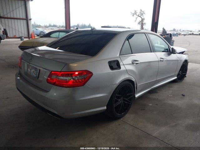 Mercedes-Benz E-Class Image 3