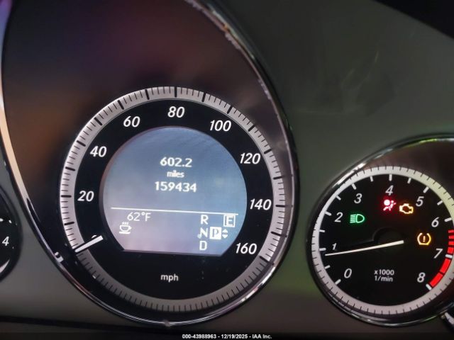 Mercedes-Benz E-Class Image 10