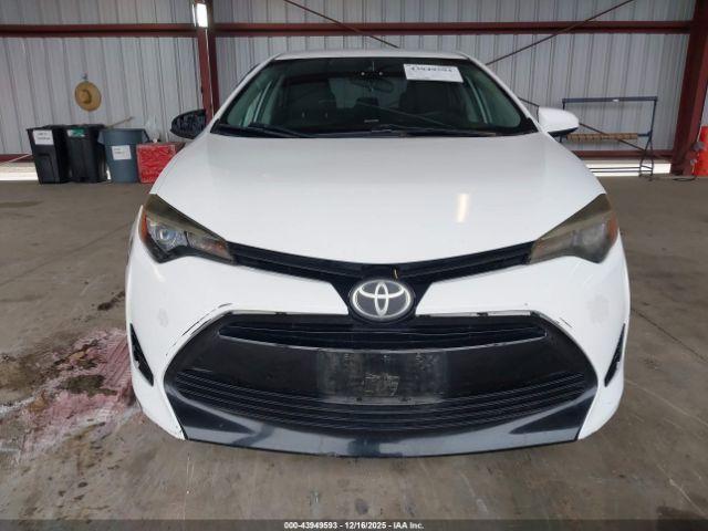 Toyota Corolla Le Image 14