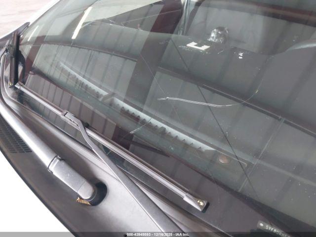 Toyota Corolla Le Image 2