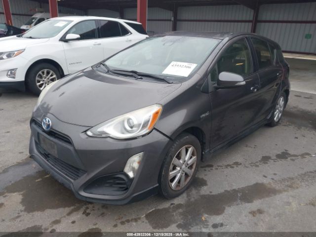 Toyota Prius c Two Image 8