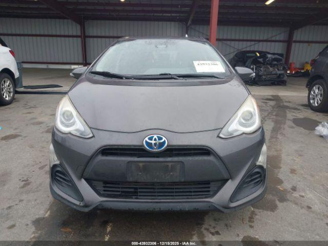 Toyota Prius c Two Image 10