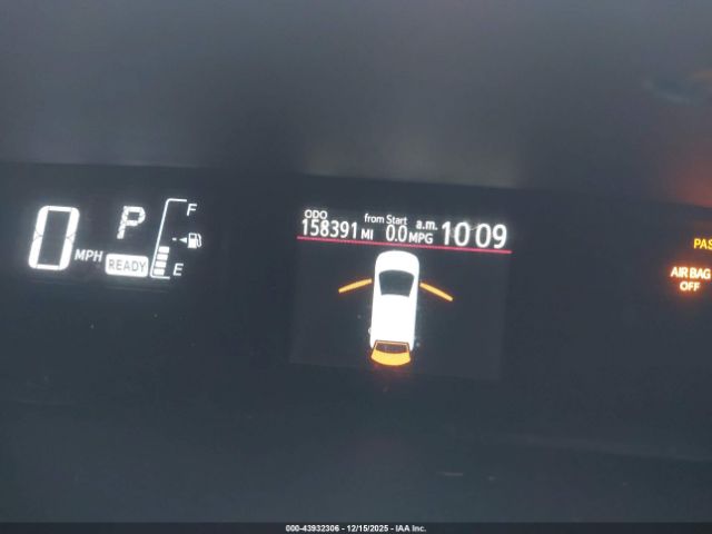 Toyota Prius c Two Image 12