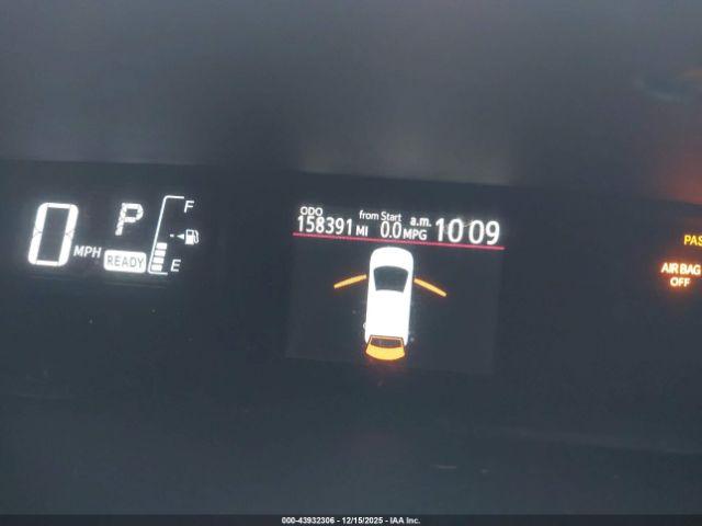 Toyota Prius c Two Image 12