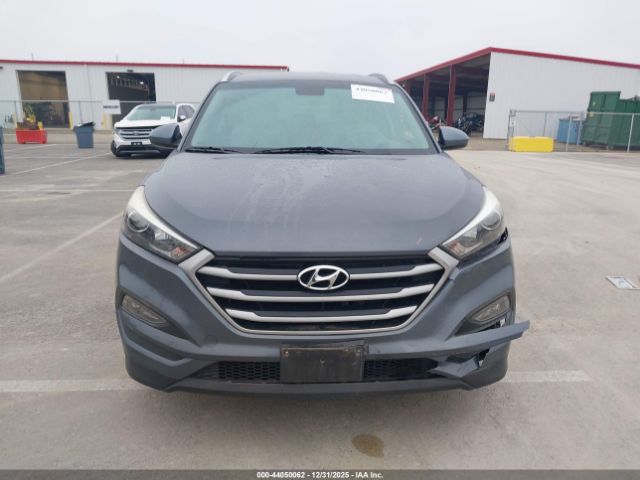 Hyundai TUCSON Sel Image 8