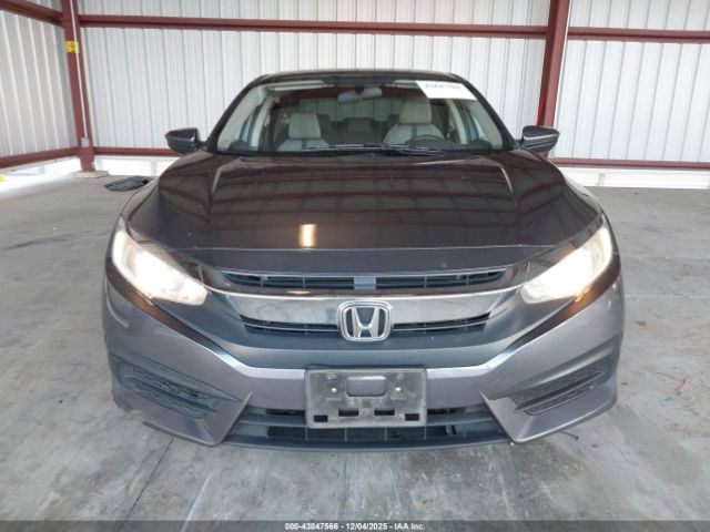 Honda Civic Lx Image 8