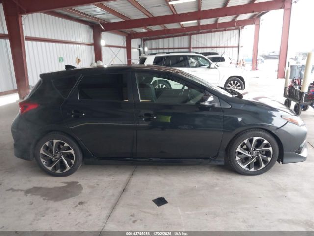 Toyota Corolla Image 9