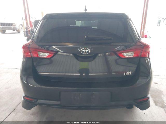 Toyota Corolla Image 11