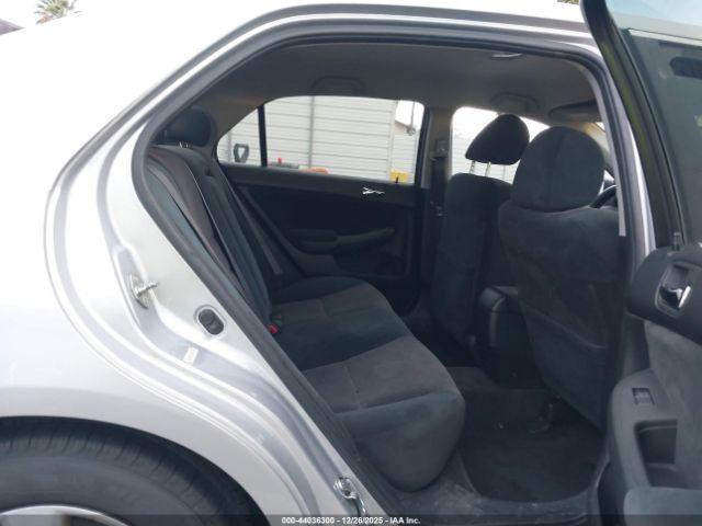 Honda Accord 2.4 Lx Image 9