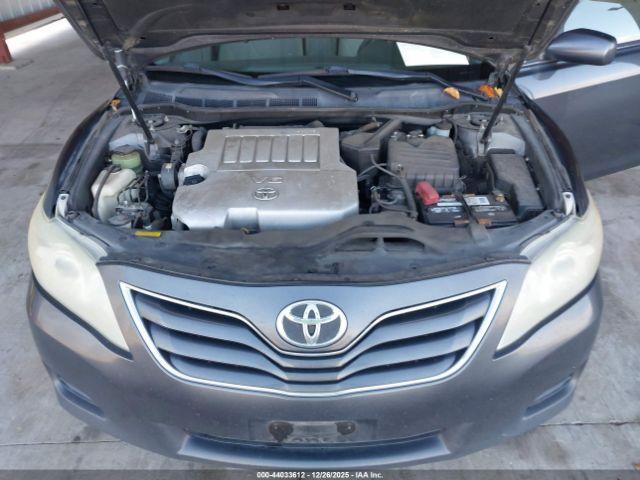 Toyota Camry Le V6 Image 7