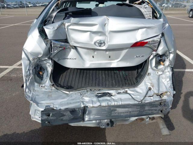 Toyota Corolla Xle Image 11