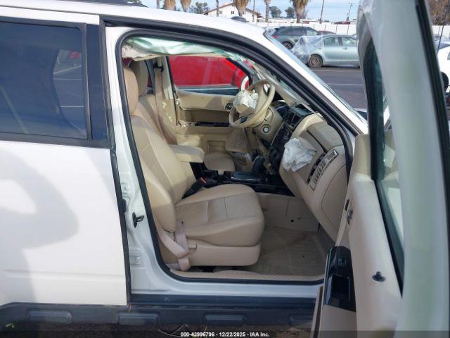 Ford Escape Limited Image 14