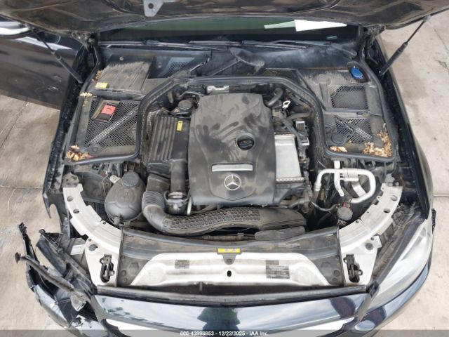 Mercedes-Benz C-Class 4matic Image 8