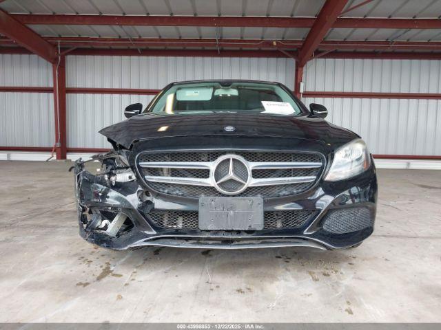 Mercedes-Benz C-Class 4matic Image 13