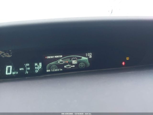 Toyota Prius Three Image 17