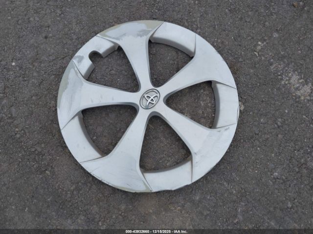 Toyota Prius Three Image 4