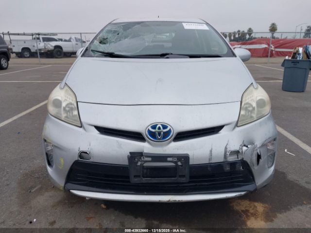 Toyota Prius Three Image 7