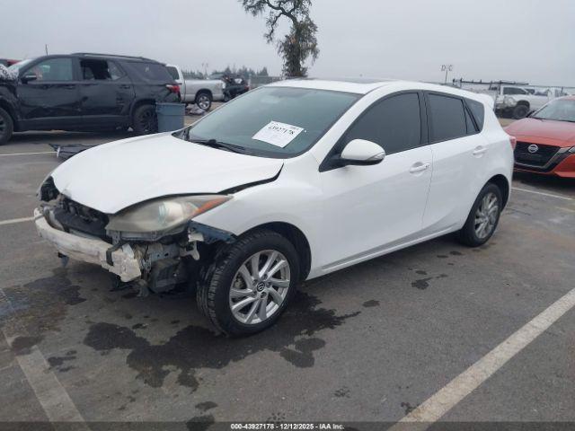 Mazda Mazda3 I Grand Touring Image 2