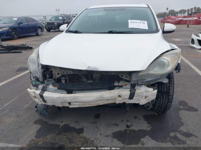 Mazda Mazda3 I Grand Touring Image 4