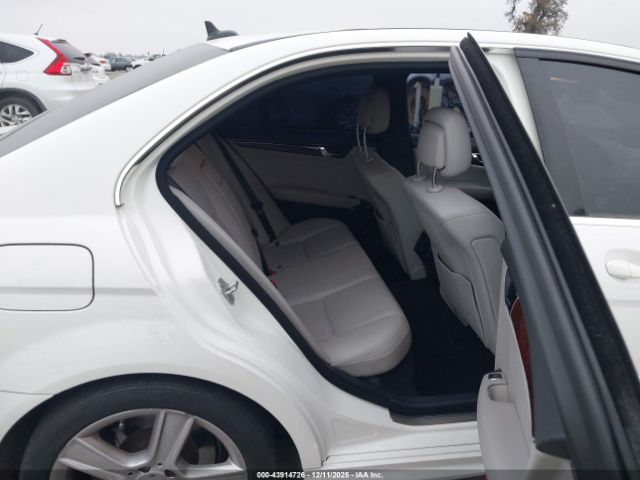 Mercedes-Benz C-Class Image 6