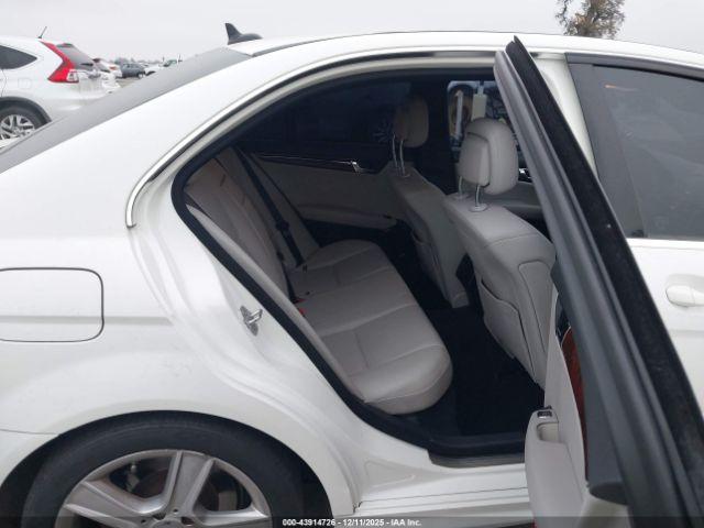 Mercedes-Benz C-Class Image 6