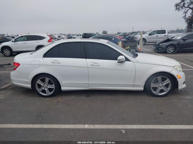 Mercedes-Benz C-Class Image 15