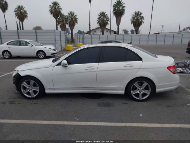 Mercedes-Benz C-Class Image 11