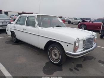  Salvage Mercedes-Benz 240d