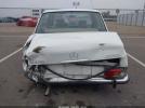 Mercedes-Benz 240d Image 12