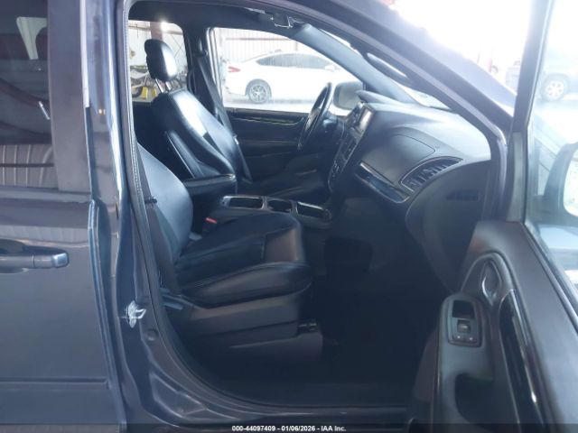 Dodge Grand Caravan Sxt 30th Anniversary Image 10