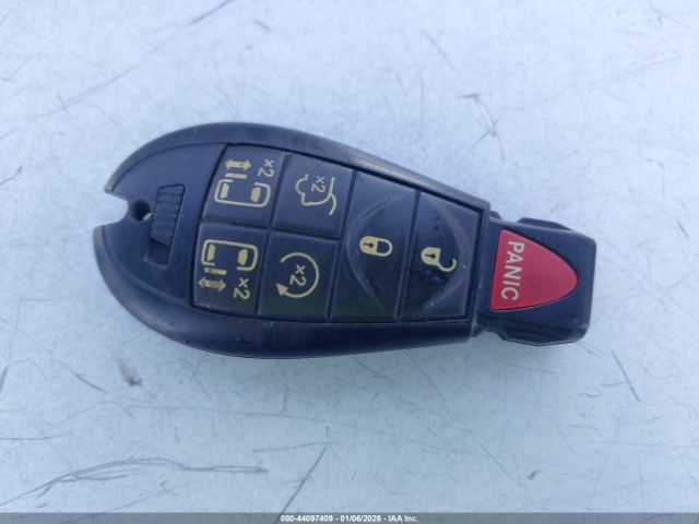 Dodge Grand Caravan Sxt 30th Anniversary Image 4