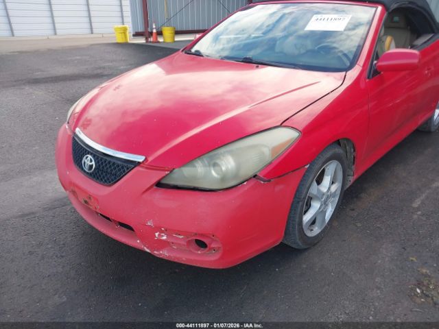 Toyota Camry Sle Image 9