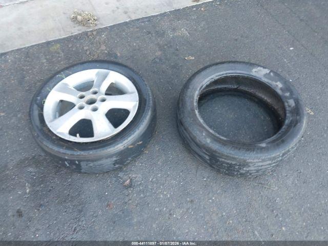 Toyota Camry Sle Image 8