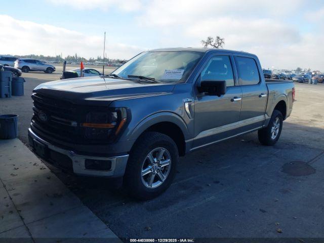 Ford F-150 Xlt Image 13