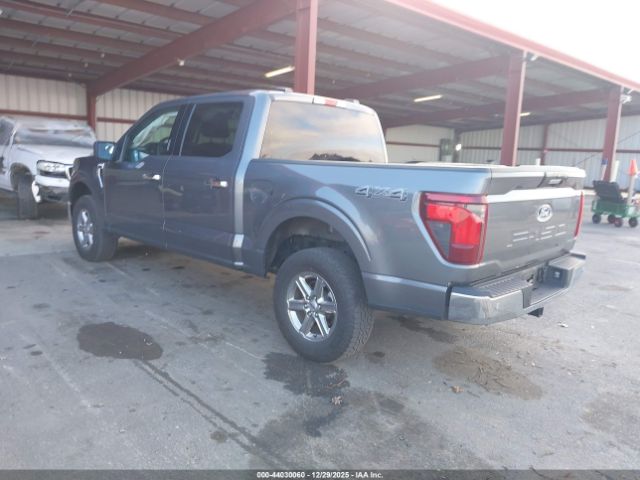 Ford F-150 Xlt Image 12