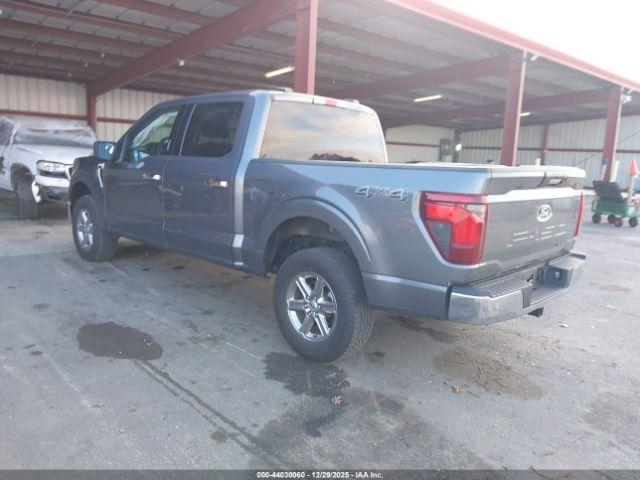 Ford F-150 Xlt Image 12