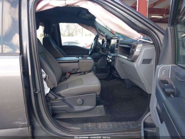 Ford F-150 Xlt Image 9