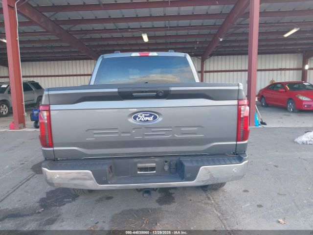 Ford F-150 Xlt Image 5