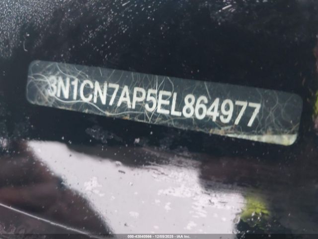 Nissan Versa 1.6 S Image 4