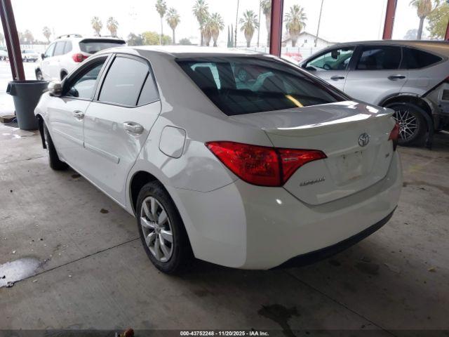 Toyota Corolla Se Image 14