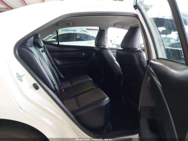 Toyota Corolla Se Image 15