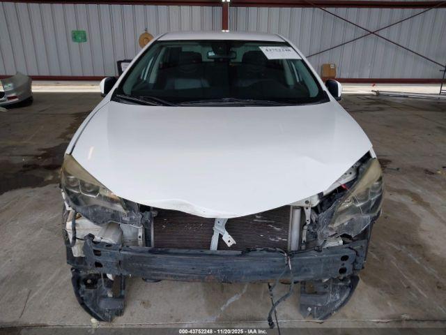 Toyota Corolla Se Image 7