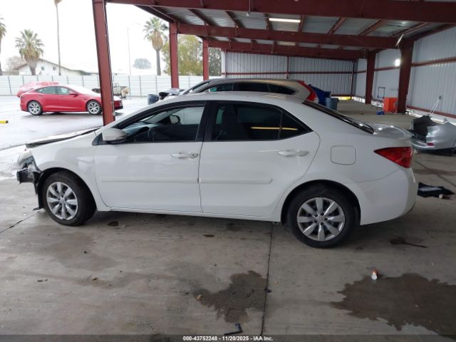 Toyota Corolla Se Image 8